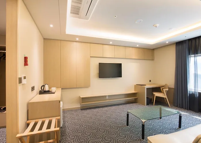 Hotel Foret Premier Nampo 3*